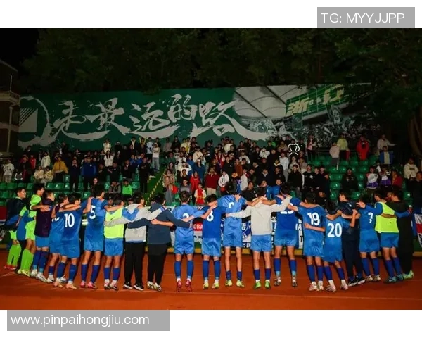 杭州足球队速度之快引领联赛风潮展现竞技魅力与团队协作精神