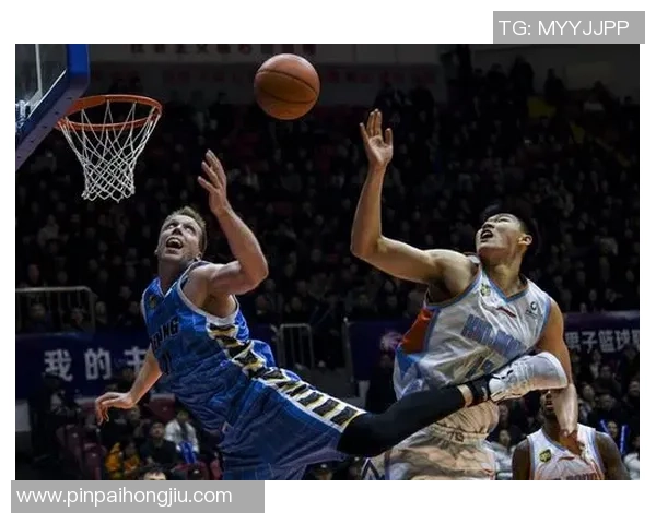 赛后分析:广州篮球队与北京篮球队球员个人能力对比与表现总结 赛后分析:广州篮球队与北京篮球队球员个人能力对比与表现总结